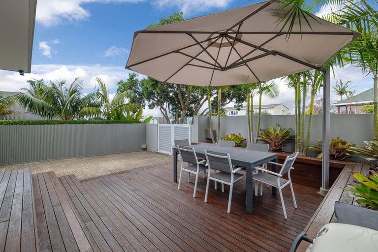 Photo of property in 1/2a Earnoch Avenue, Takapuna, Auckland, 0622