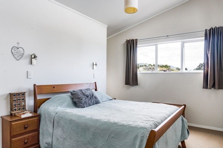 Photo of property in 15 Violet Street, Raglan, 3225