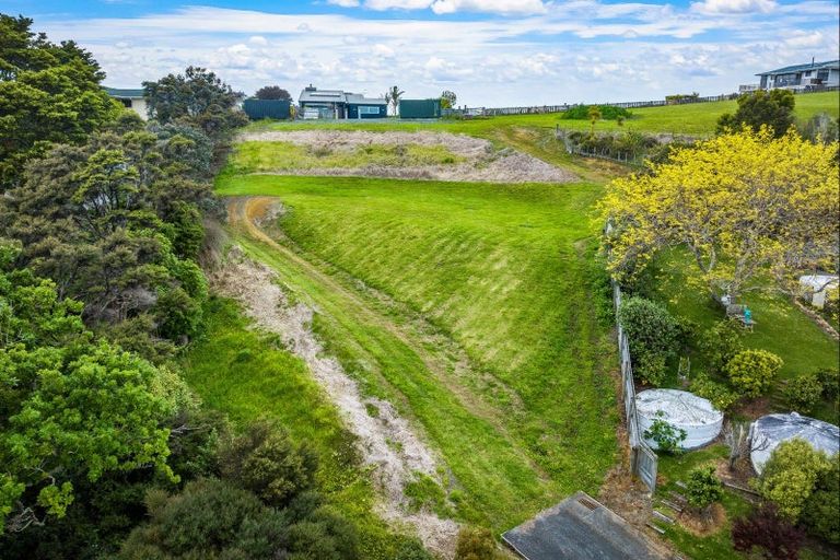 Photo of property in 16 Kanuka Road, Sandspit, Warkworth, 0982