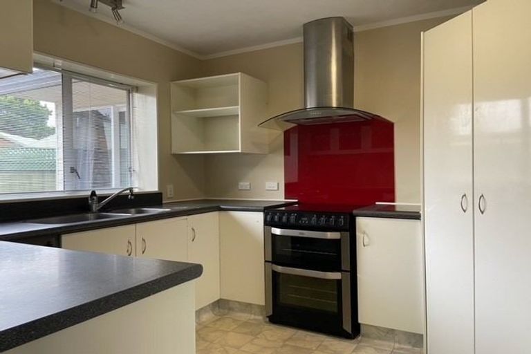 Photo of property in 18a Hyatt Grove, Greenmeadows, Napier, 4112