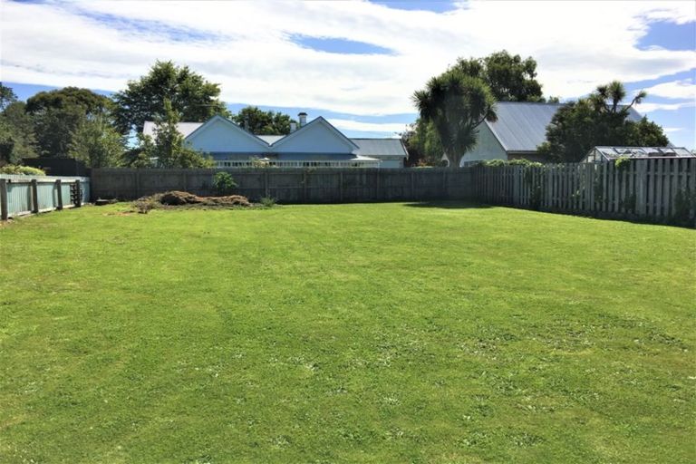 Photo of property in 40 Johnson Street, Milton, 9220