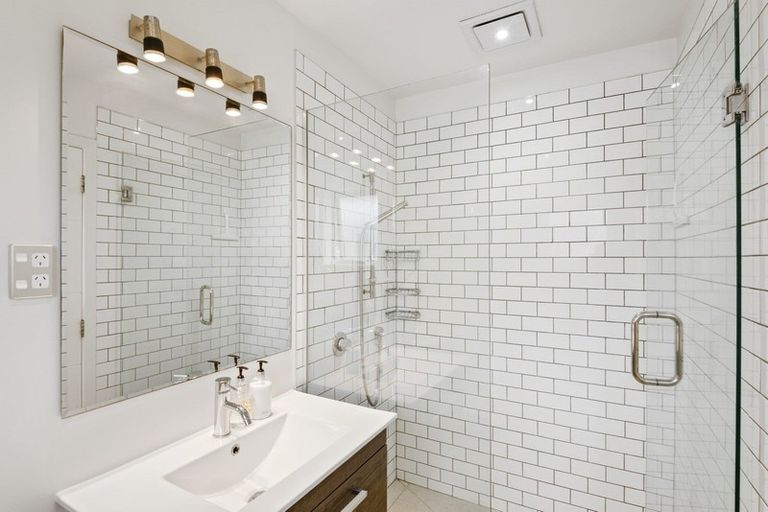 Photo of property in 515 Marine Parade, South New Brighton, Christchurch, 8062