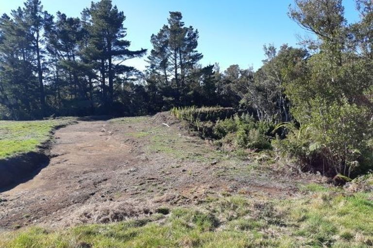 Photo of property in 1788 Mangorei Road, Mangorei, New Plymouth, 4371