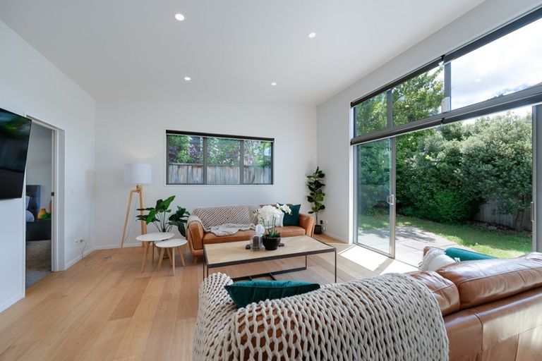 Photo of property in 8a Maple Court, Arthurs Point, Queenstown, 9371