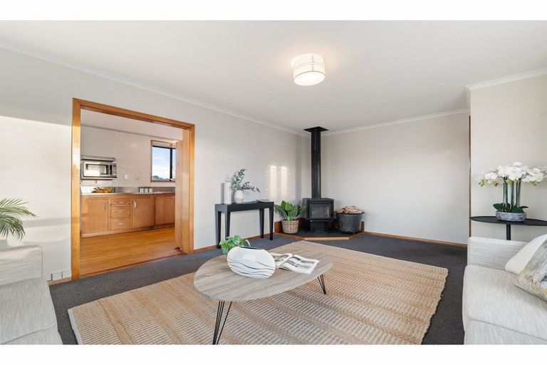 Photo of property in 11 Garvins Road, Hornby, Christchurch, 8042