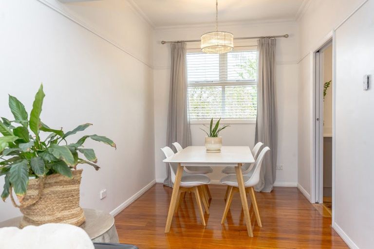 Photo of property in 5 Jellicoe Street, Greytown, 5712