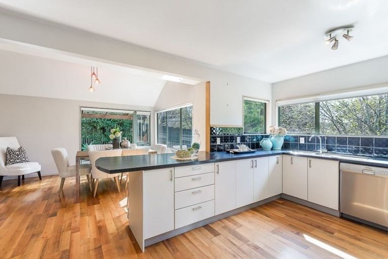 Photo of property in 123 Bushlands Park Drive, Albany, Auckland, 0632