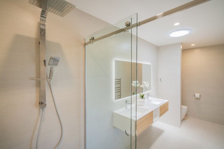 Photo of property in 9 Awatea Drive, Whitianga, 3510