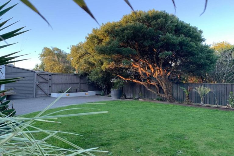 Photo of property in 24 Larnach Street, Waimairi Beach, Christchurch, 8083