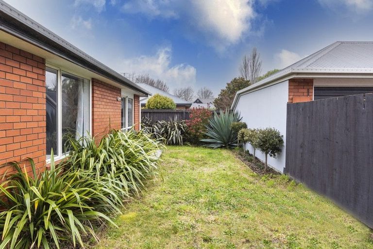 Photo of property in 1/129 Halswell Junction Road, Halswell, Christchurch, 8025