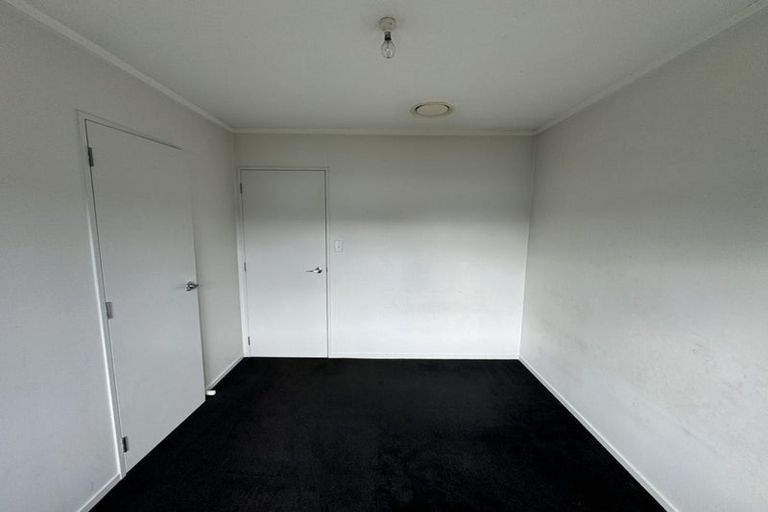 Photo of property in 51 Hollyford Drive, Clover Park, Auckland, 2105