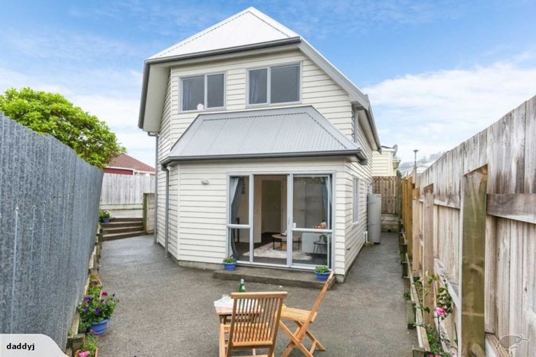 Photo of property in 54a Strathavon Road, Miramar, Wellington, 6022