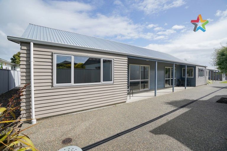 Photo of property in 12a-c Camden Street, Turnbull Thomson Park, Invercargill, 9810