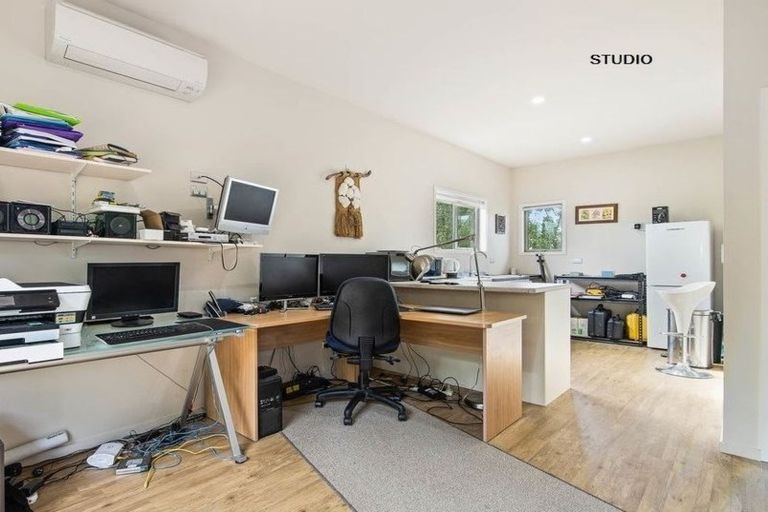 Photo of property in 916 Aubrey Road, Albert Town, Wanaka, 9305