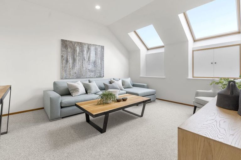 Photo of property in 105 Waterside Crescent, Gulf Harbour, Whangaparaoa, 0930