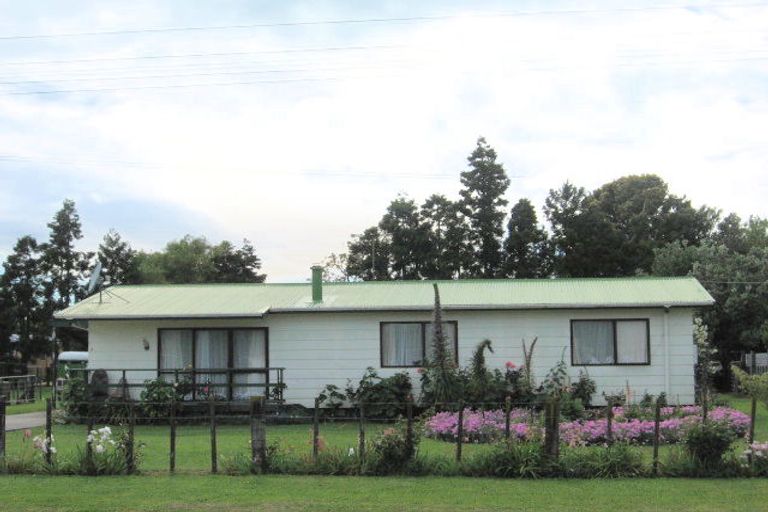 Photo of property in 8 Parkinson Street, Tolaga Bay, 4077