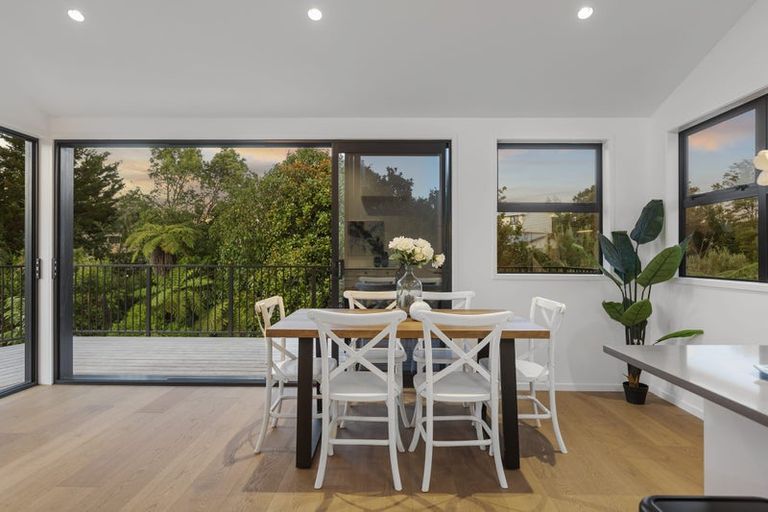 Photo of property in 54a Awaroa Road, Sunnyvale, Auckland, 0612