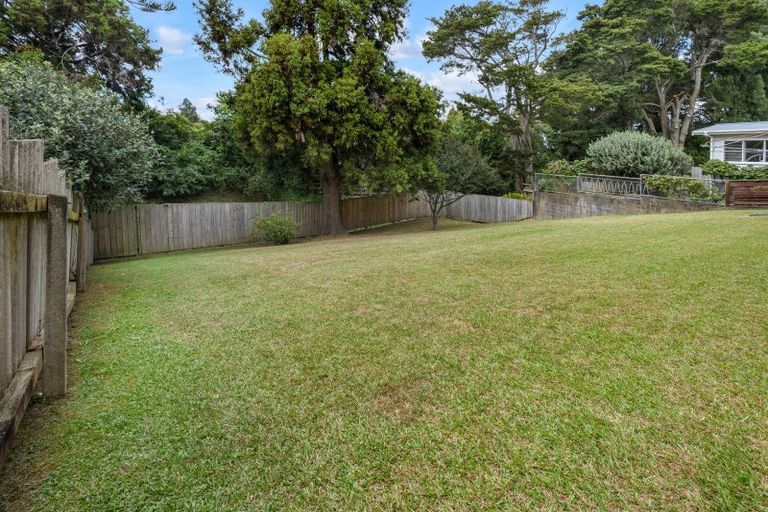 Photo of property in 96 Lawrence Crescent, Hillpark, Auckland, 2102