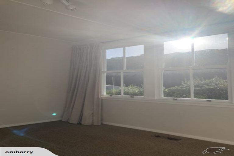 Photo of property in 7 Victory Avenue, Karori, Wellington, 6012
