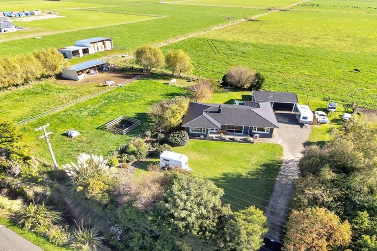 Photo of property in 224 Aranui Road, Kairanga, Palmerston North, 4475