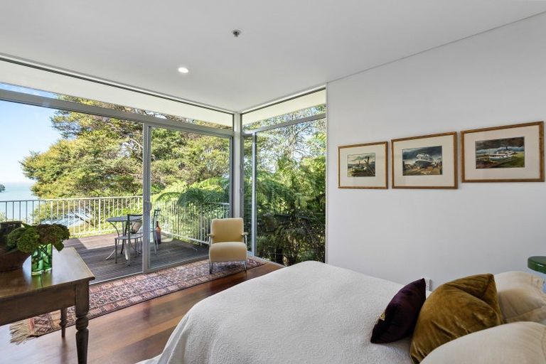 Photo of property in 730a South Titirangi Road, Titirangi, Auckland, 0604