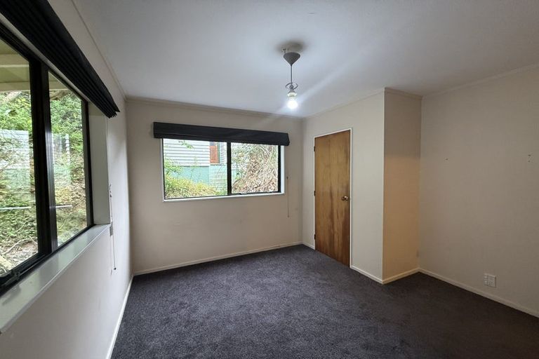 Photo of property in 63 Makara Road, Karori, Wellington, 6012