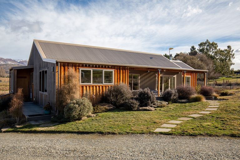 Photo of property in 139 Chapman Road, Earnscleugh, Alexandra, 9391