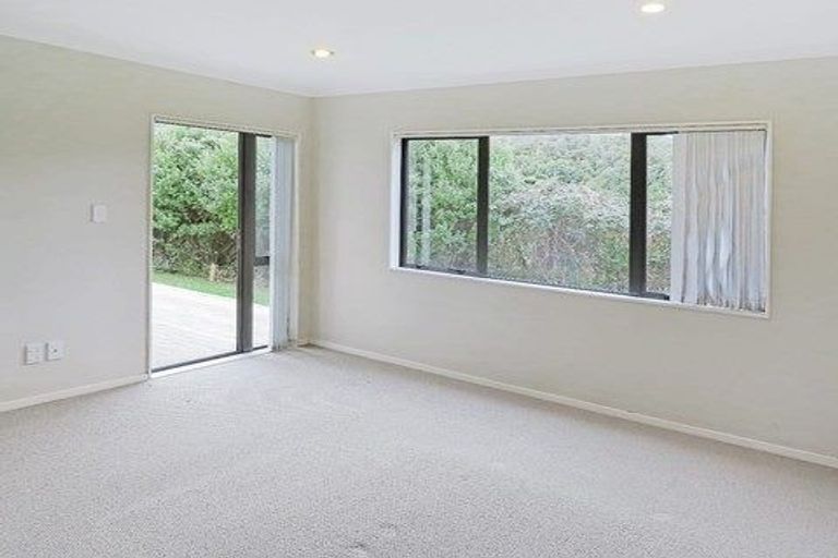 Photo of property in 89 Kirton Drive, Riverstone Terraces, Upper Hutt, 5018