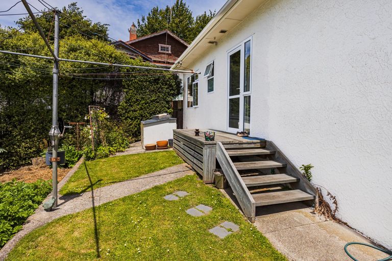 Photo of property in 1 Nicholson Terrace, Oamaru, 9400