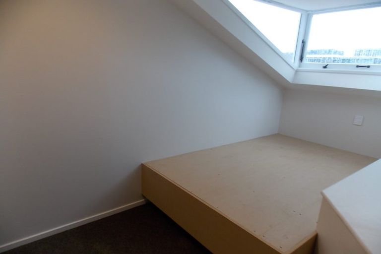 Photo of property in 25 Everton Terrace, Kelburn, Wellington, 6012