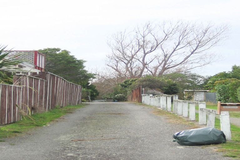 Photo of property in 33a Toru Road, Paraparaumu Beach, Paraparaumu, 5032