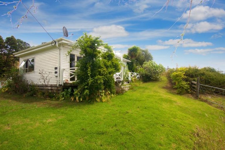 Photo of property in 595 Kanohi Road, Kaukapakapa, 0873