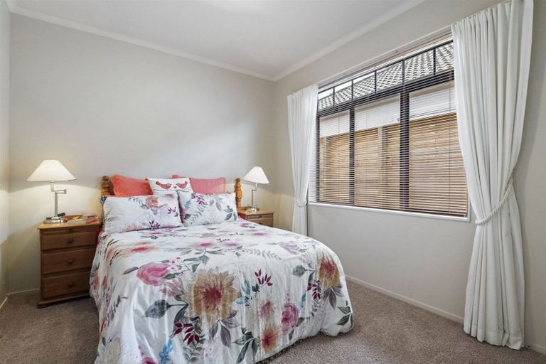 Photo of property in 10 Pepperdine Place, Albany, Auckland, 0632