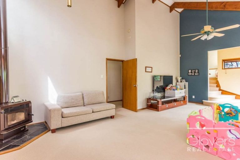 Photo of property in 58a Lantana Road, Green Bay, Auckland, 0604