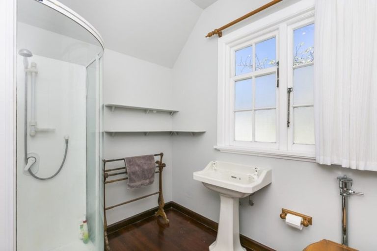 Photo of property in 16 Hauraki Street, Karori, Wellington, 6012