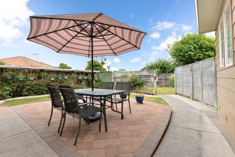 Photo of property in 17 Drake Place, Fairview Downs, Hamilton, 3214