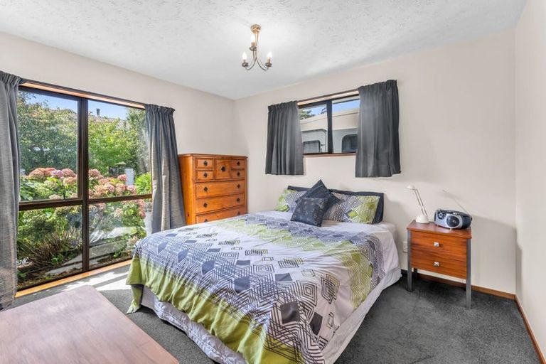 Photo of property in 10 Rowanwood Close, Halswell, Christchurch, 8025