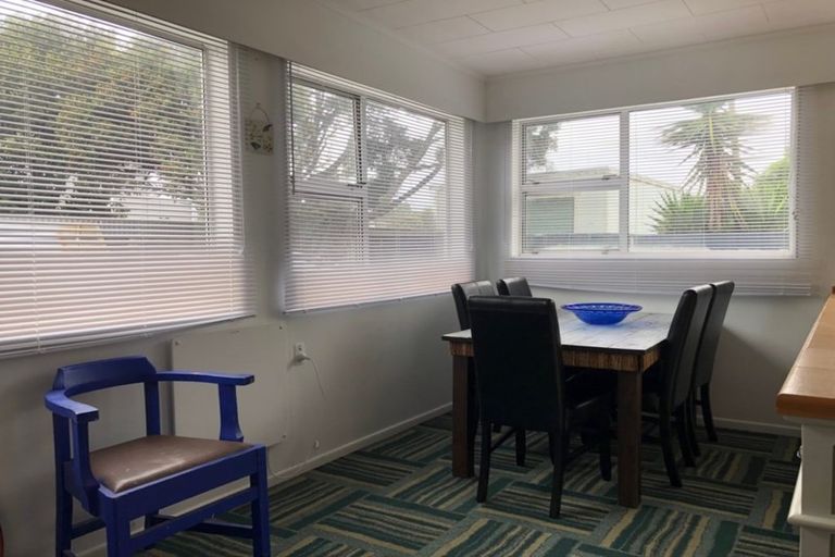 Photo of property in 82 Moana Street, Otaki Beach, Otaki, 5512