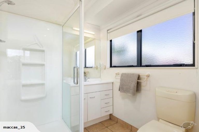 Photo of property in 22 Rochester Place, Bethlehem, Tauranga, 3110