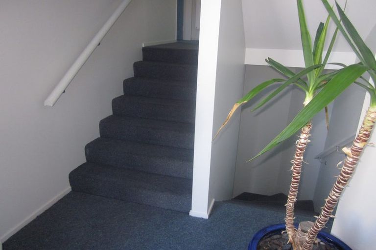 Photo of property in 30a Bowes Crescent, Strathmore Park, Wellington, 6022