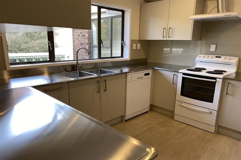 Photo of property in 23 John Downs Drive, Browns Bay, Auckland, 0630