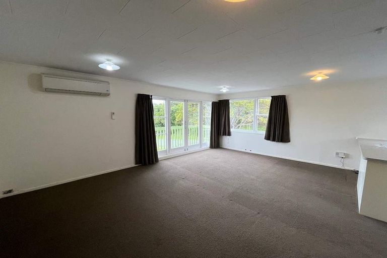 Photo of property in 50a Dowse Drive, Maungaraki, Lower Hutt, 5010
