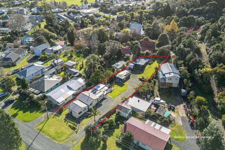 Photo of property in 395 Edward Street, Coromandel, 3506