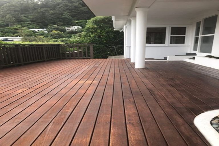 Photo of property in 9 Gill Road, Lowry Bay, Lower Hutt, 5013