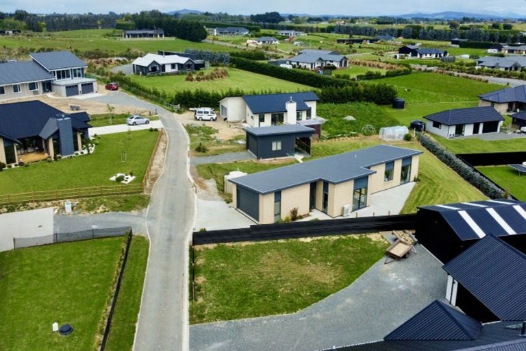 Photo of property in 8 Chatham Rise, Seaward Bush, Invercargill, 9812