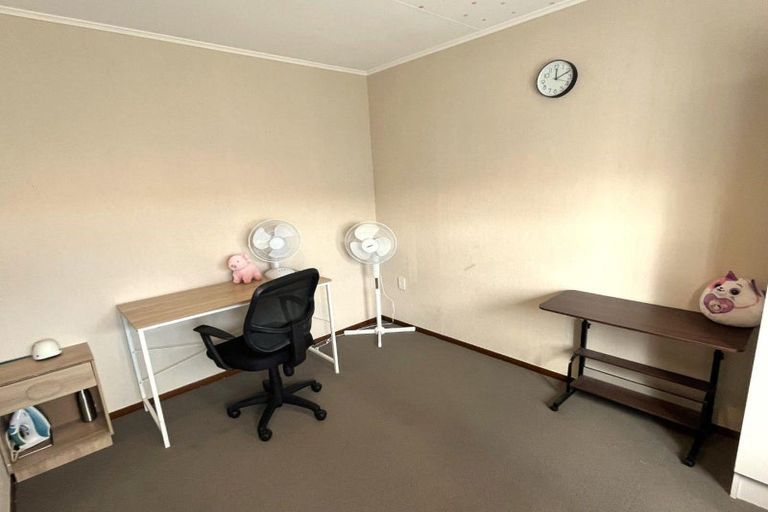 Photo of property in 19 Sandstrom Grove, Feilding, 4702