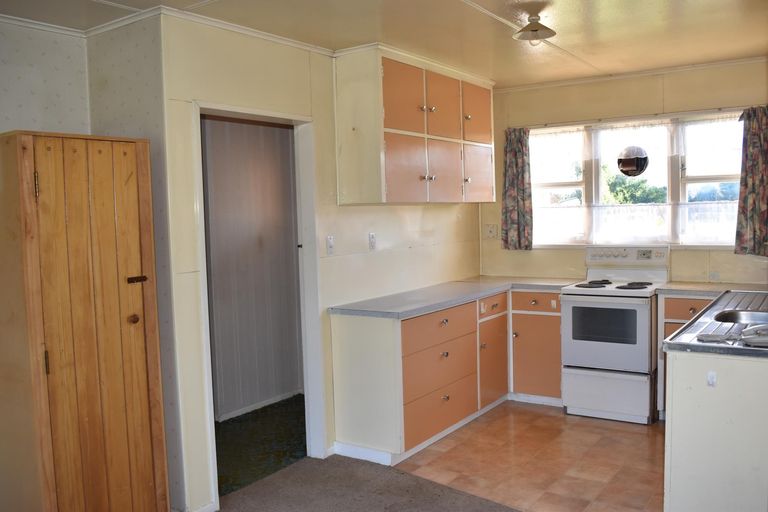 Photo of property in 37 Chester Road, Clareville, Carterton, 5791