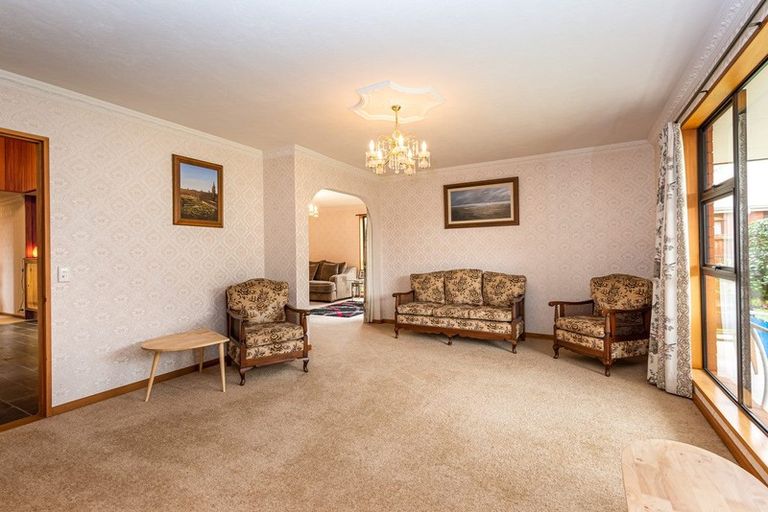 Photo of property in 28 Cricklewood Place, Avonhead, Christchurch, 8042