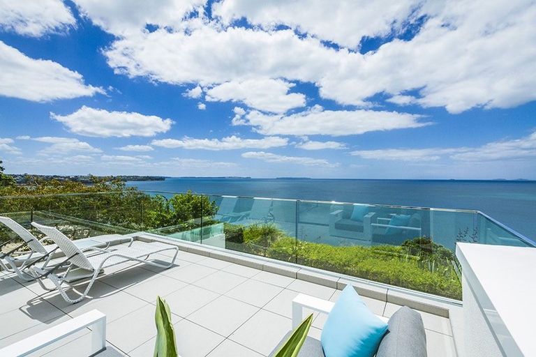 Photo of property in 117 Churchill Road, Rothesay Bay, Auckland, 0630