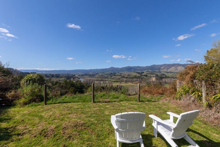 Photo of property in 1195d Pohangina Road, Pohangina, Ashhurst, 4884